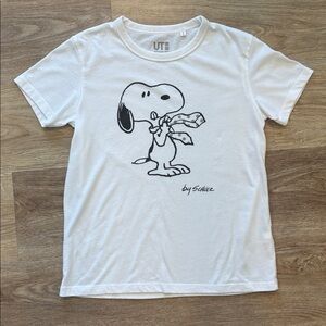 Peanuts Uniqlo White Snoopy Graphic Tee